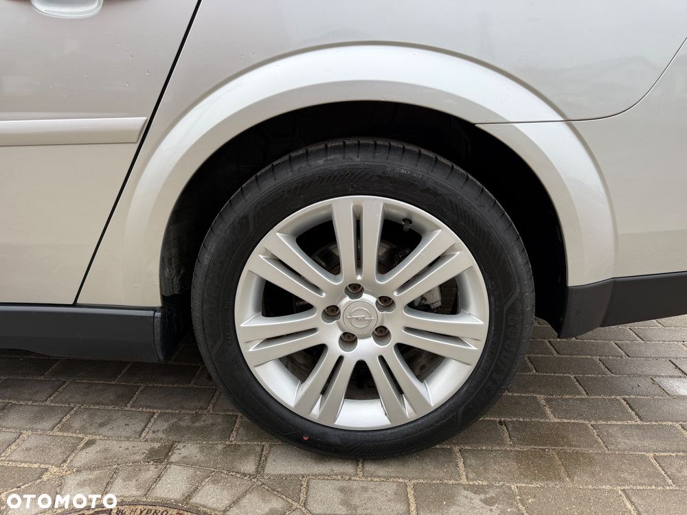 Opel Vectra 1.8 Caravan - 8