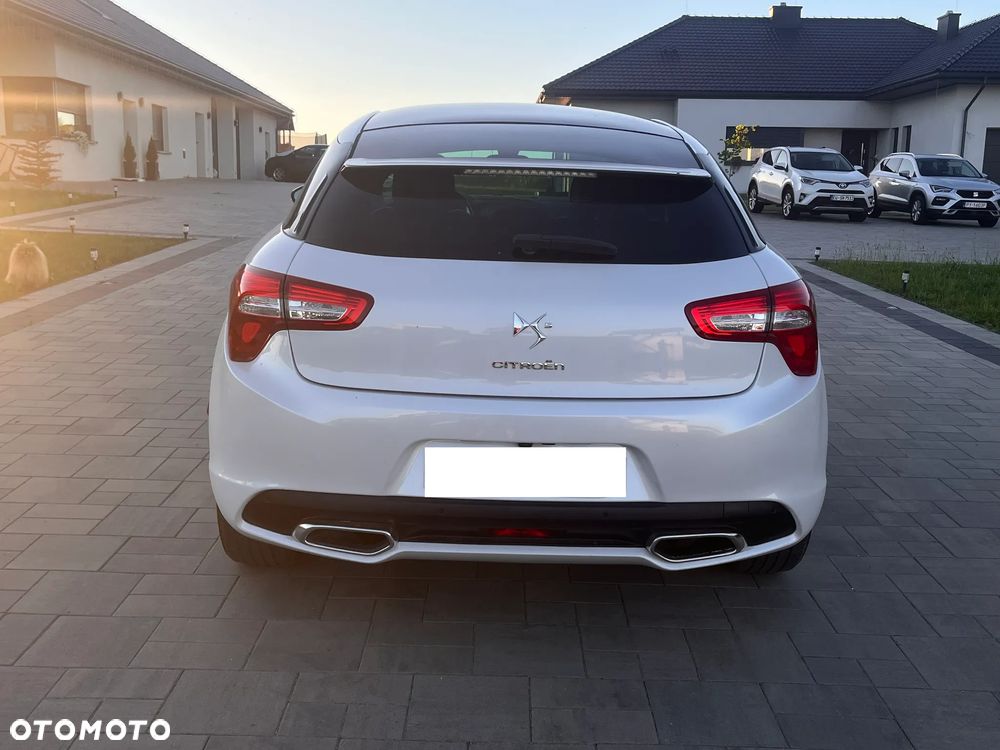 Citroën DS5 e-HDi 115 EGS6 SoChic - 5