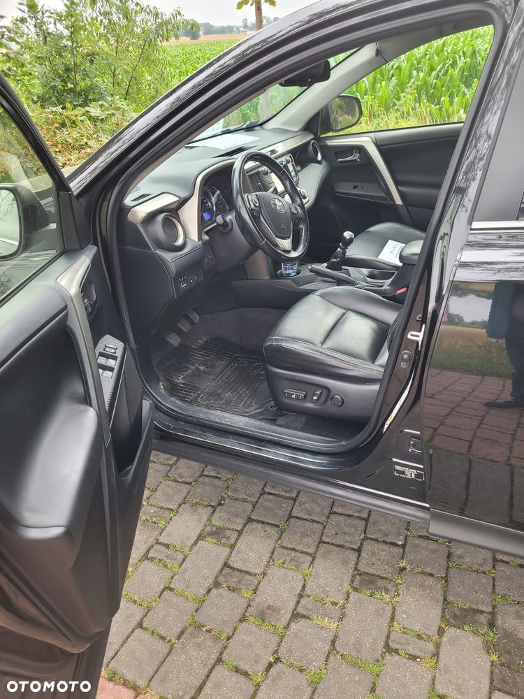Toyota RAV4 2.2 D-4D Premium - 5