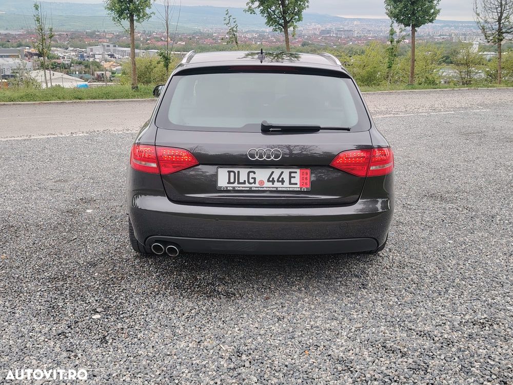 Audi A4 Avant 2.0 TDI DPF S line Sportpaket - 7