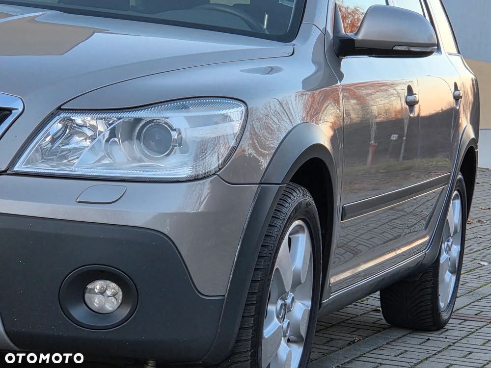 Skoda Octavia 2.0 TDI DPF 4x4 Scout - 9