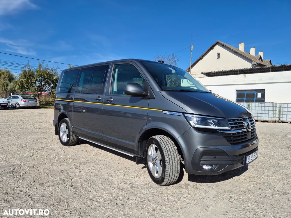 Volkswagen Multivan - 2