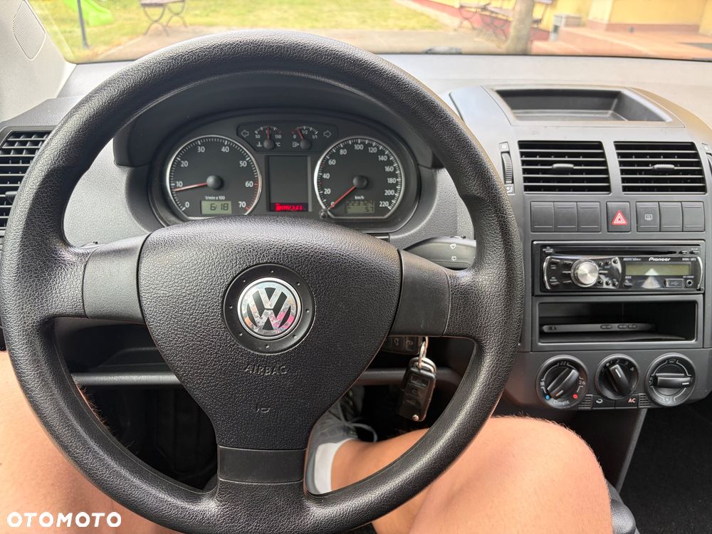 Volkswagen Polo 1.4 Automatik Trendline - 33