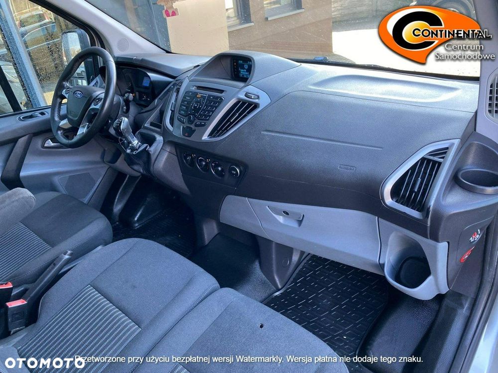 Ford Transit Custom - 13