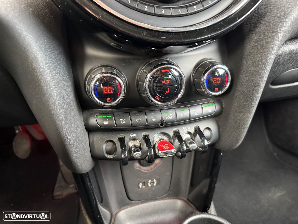 MINI 3 Portas One D - 21