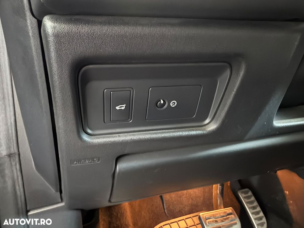 Land Rover Discovery Sport - 14
