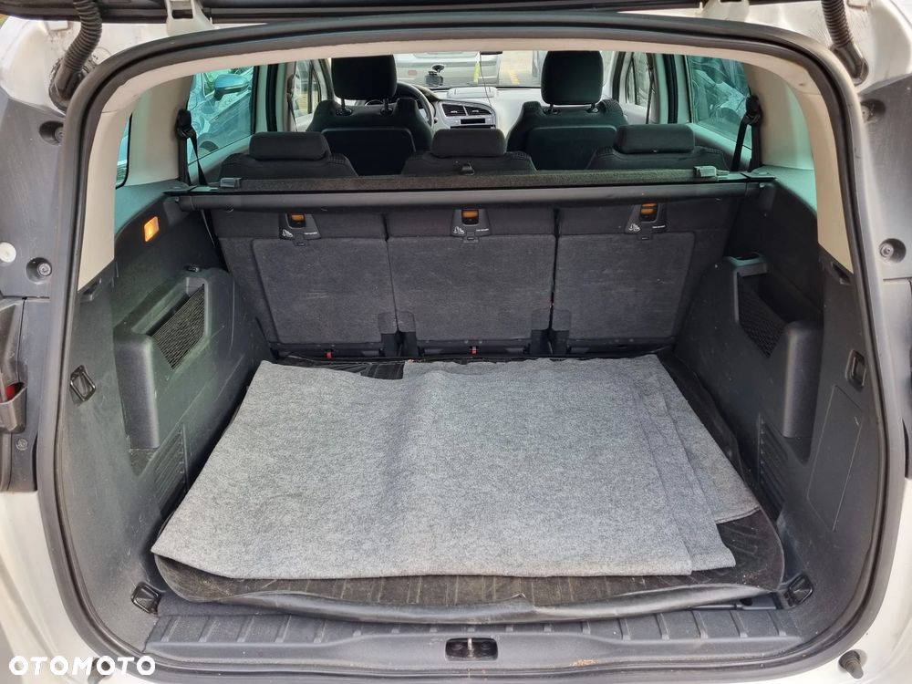 Peugeot 5008 2.0 HDi Active - 9