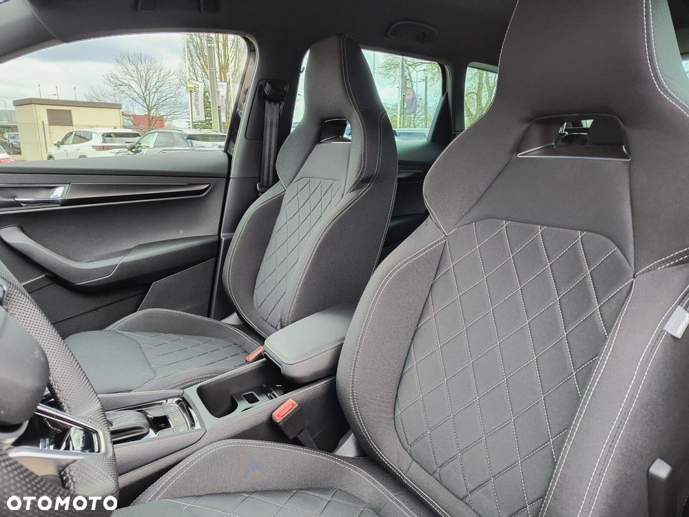 Skoda Karoq 1.5 TSI ACT Sportline DSG - 12