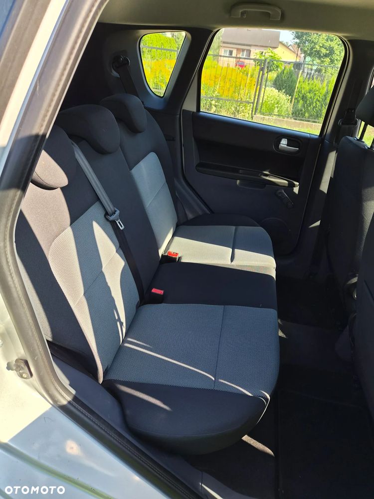 Mitsubishi Colt - 19