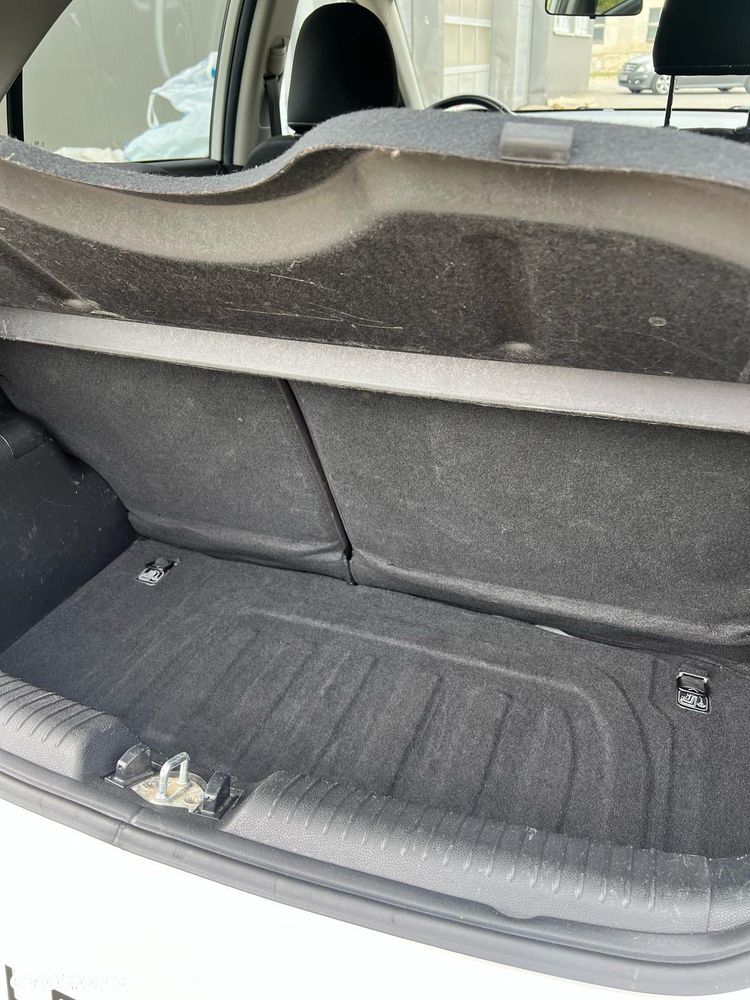 Kia Picanto 1.2 Dream Team Edition - 10