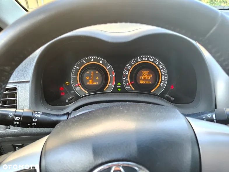 Toyota Corolla 1.6 Premium Start - 9