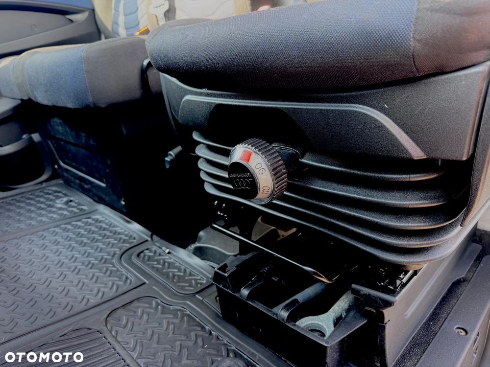 Iveco Daily 35s14 - 12