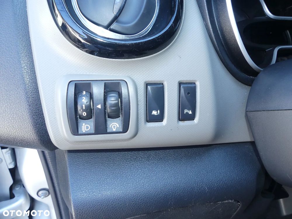 Renault Trafic - 13