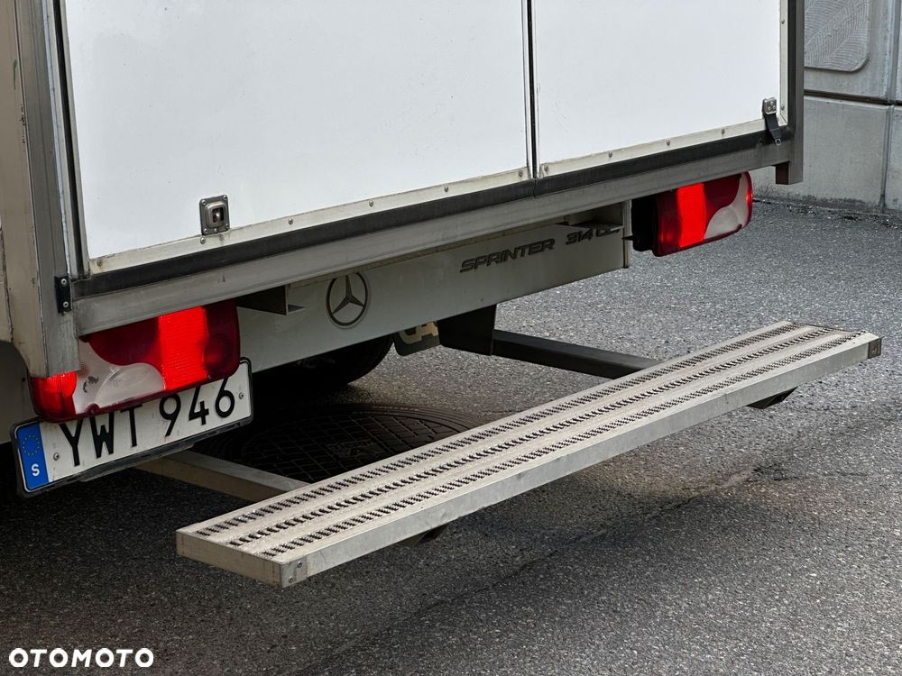 Mercedes-Benz Sprinter - 19