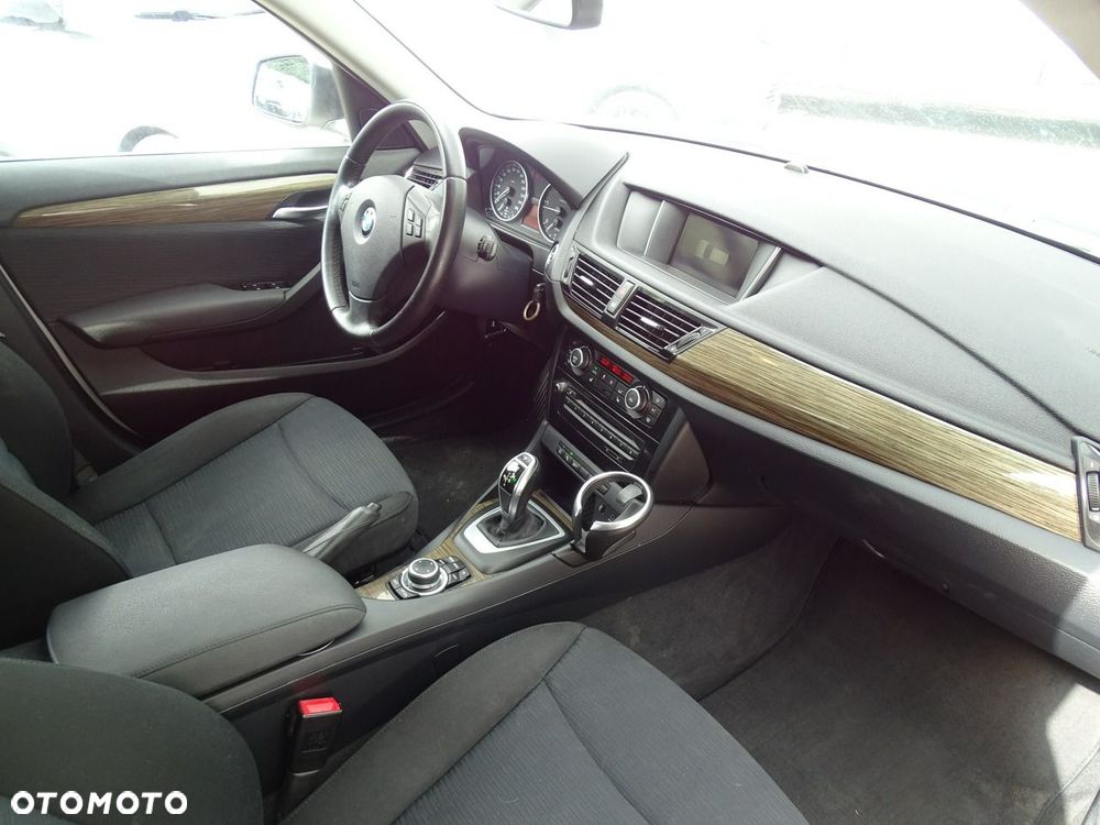 BMW X1 - 16