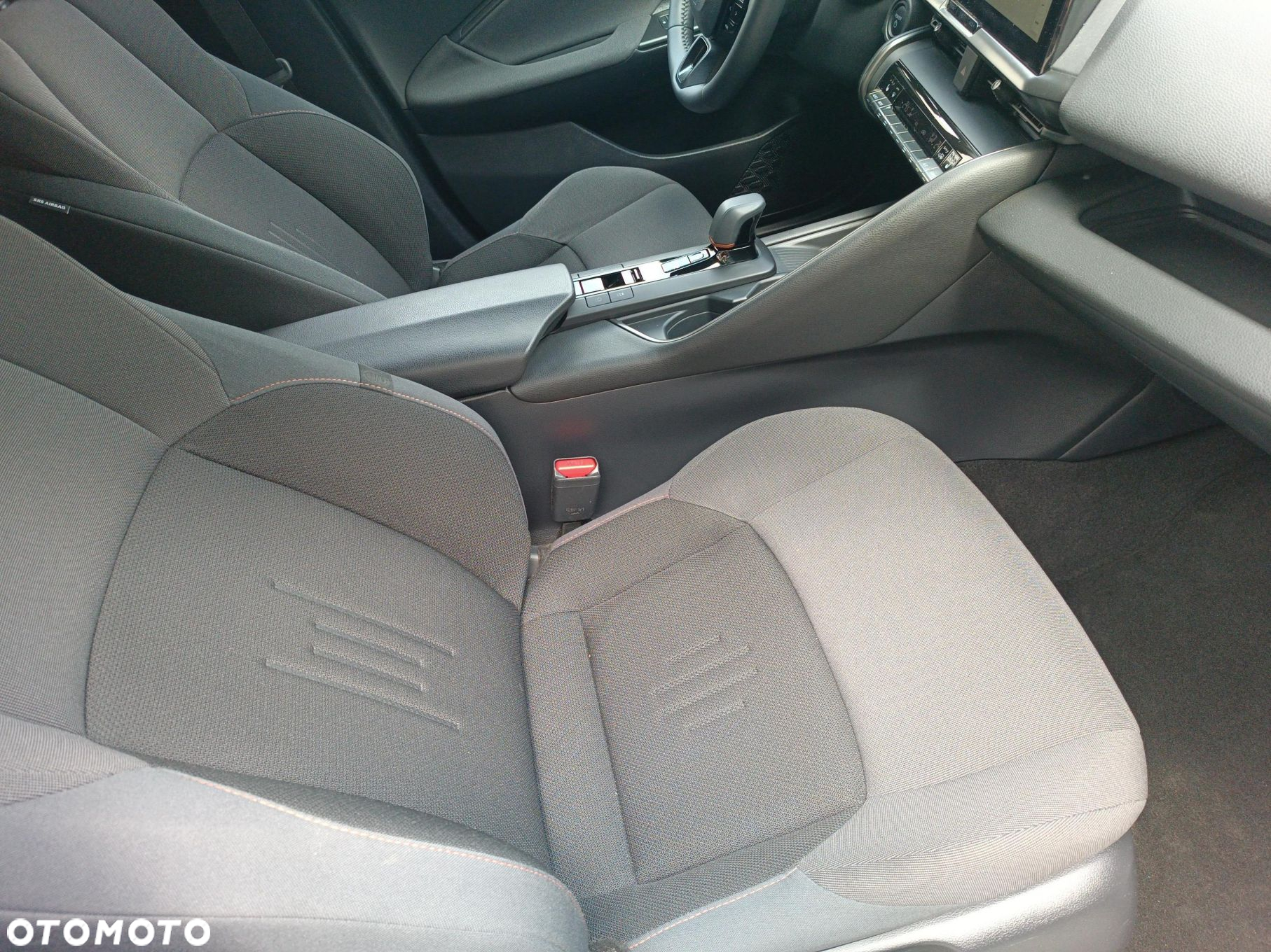 Toyota C-HR 1.8 Hybrid Style - 22