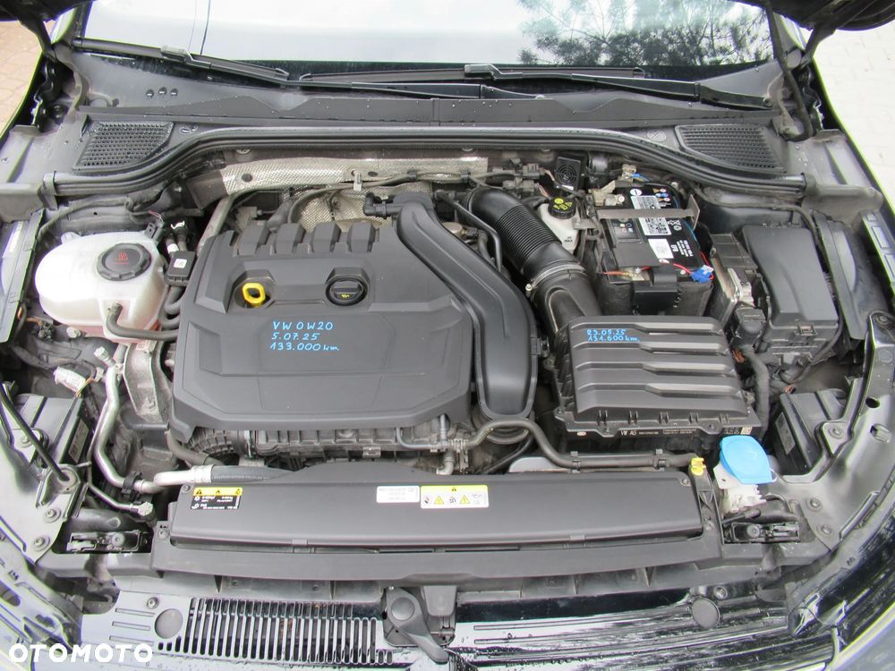 Volkswagen Golf 1.5 TSI EVO Life - 36