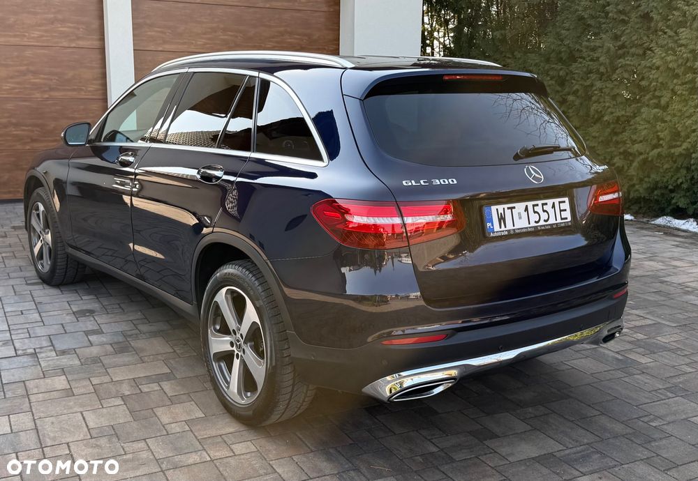 Mercedes-Benz GLC 300 4Matic 9G-TRONIC Exclusive - 10