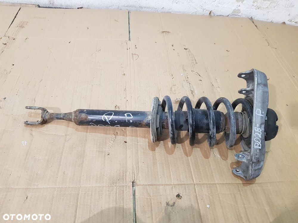 AMORTYZATOR PRAWY PRZÓD 8E0413031AD AUDI A4 B6 EU - 11