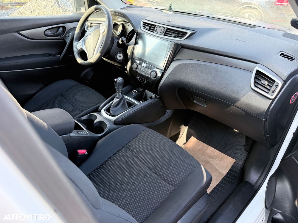 Nissan Qashqai 1.2 DIG-T Start/Stop Tekna - 11