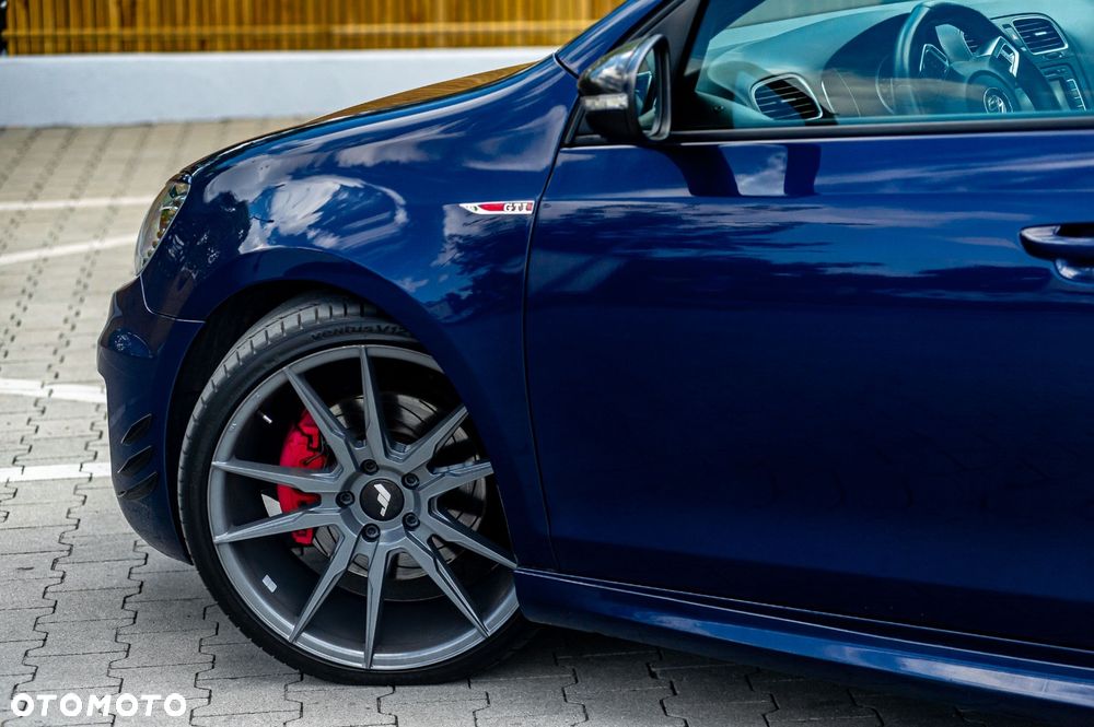 Volkswagen Golf 2.0 GTI DSG Edition 35 - 18