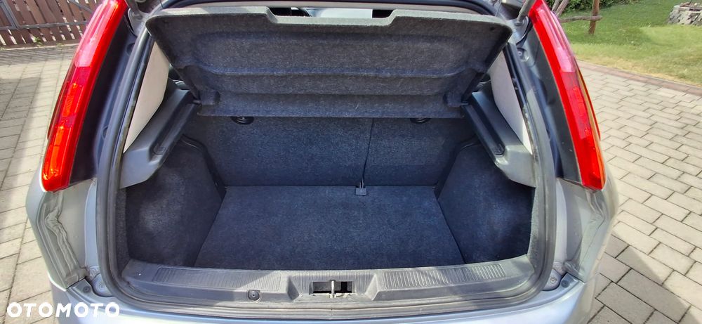 Fiat Punto 1.3 JTD Active - 15