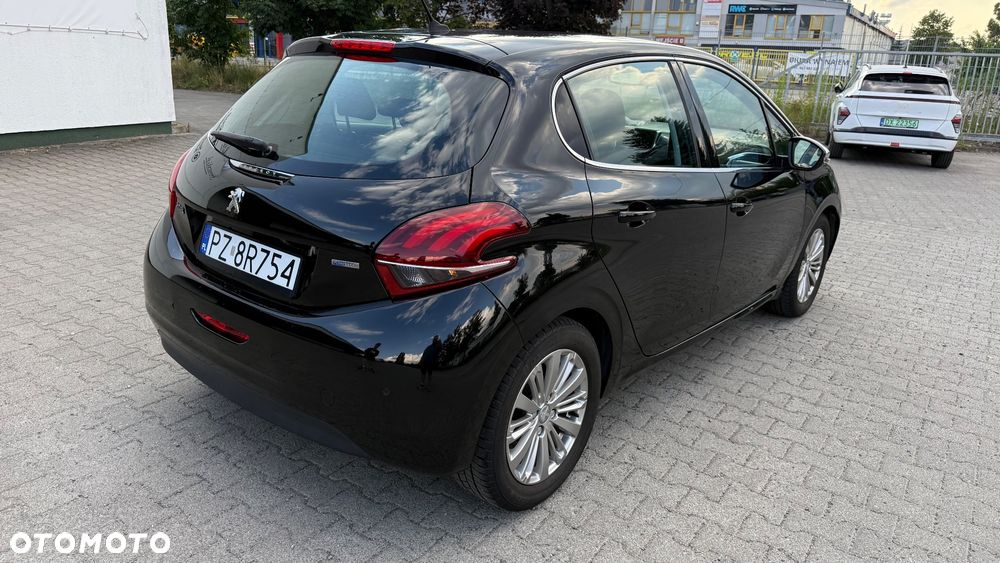 Peugeot 208 1.2 PureTech Style - 3