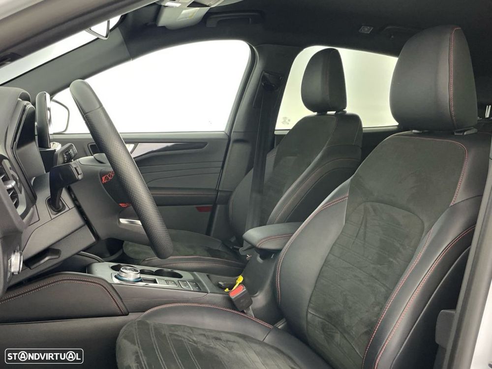 Ford Kuga 2.5 FHEV ST-Line X - 15