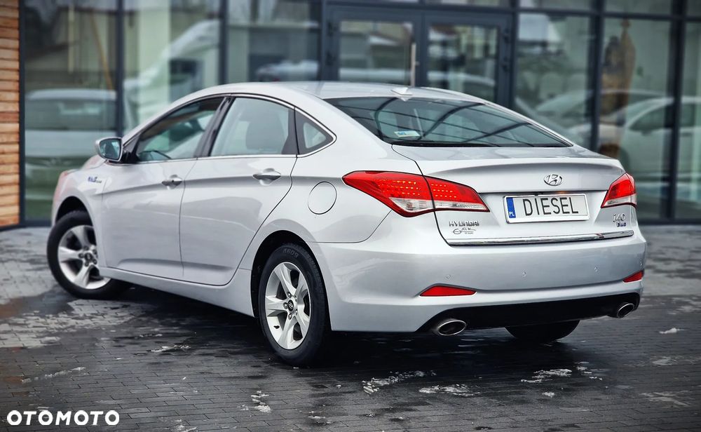 Hyundai i40 1.7 CRDi Comfort + - 24