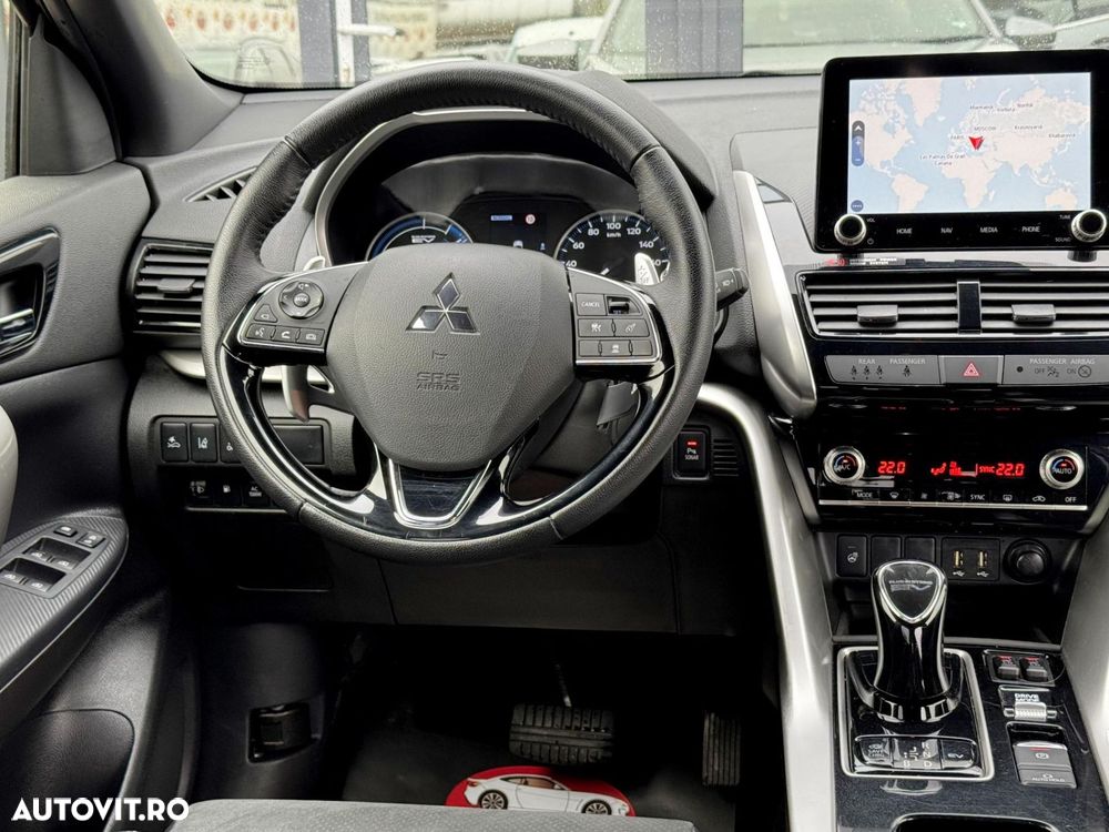 Mitsubishi Eclipse-Cross - 8
