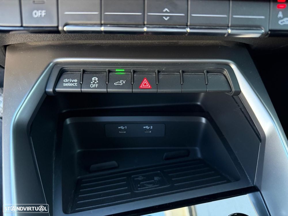 Audi A3 Sportback 40 TFSIe S line - 19