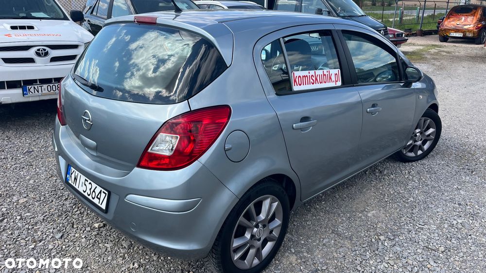 Opel Corsa - 25
