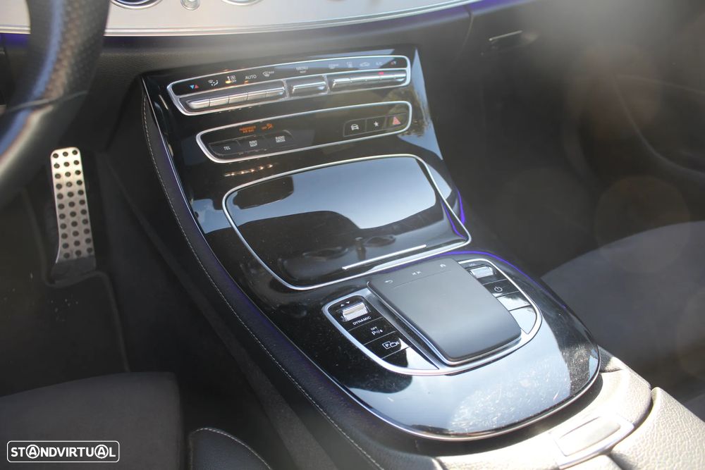 Mercedes-Benz E 300 de AMG Line - 27