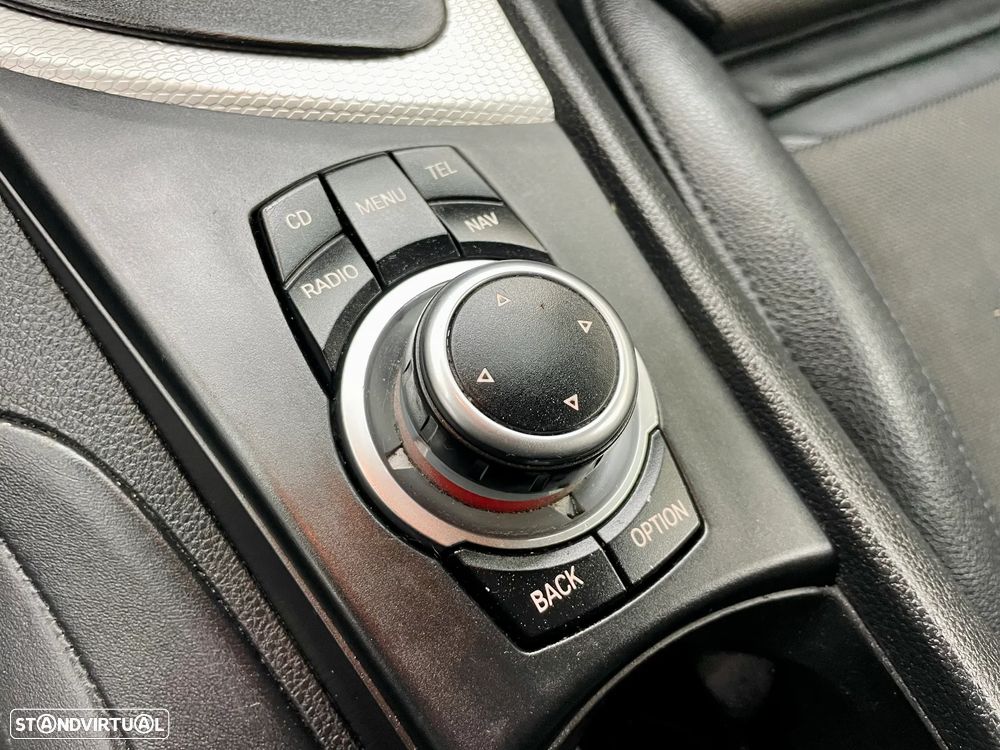 BMW 120 d Coupe Limited Edition Lifestyle c/ M Sport Pack - 21