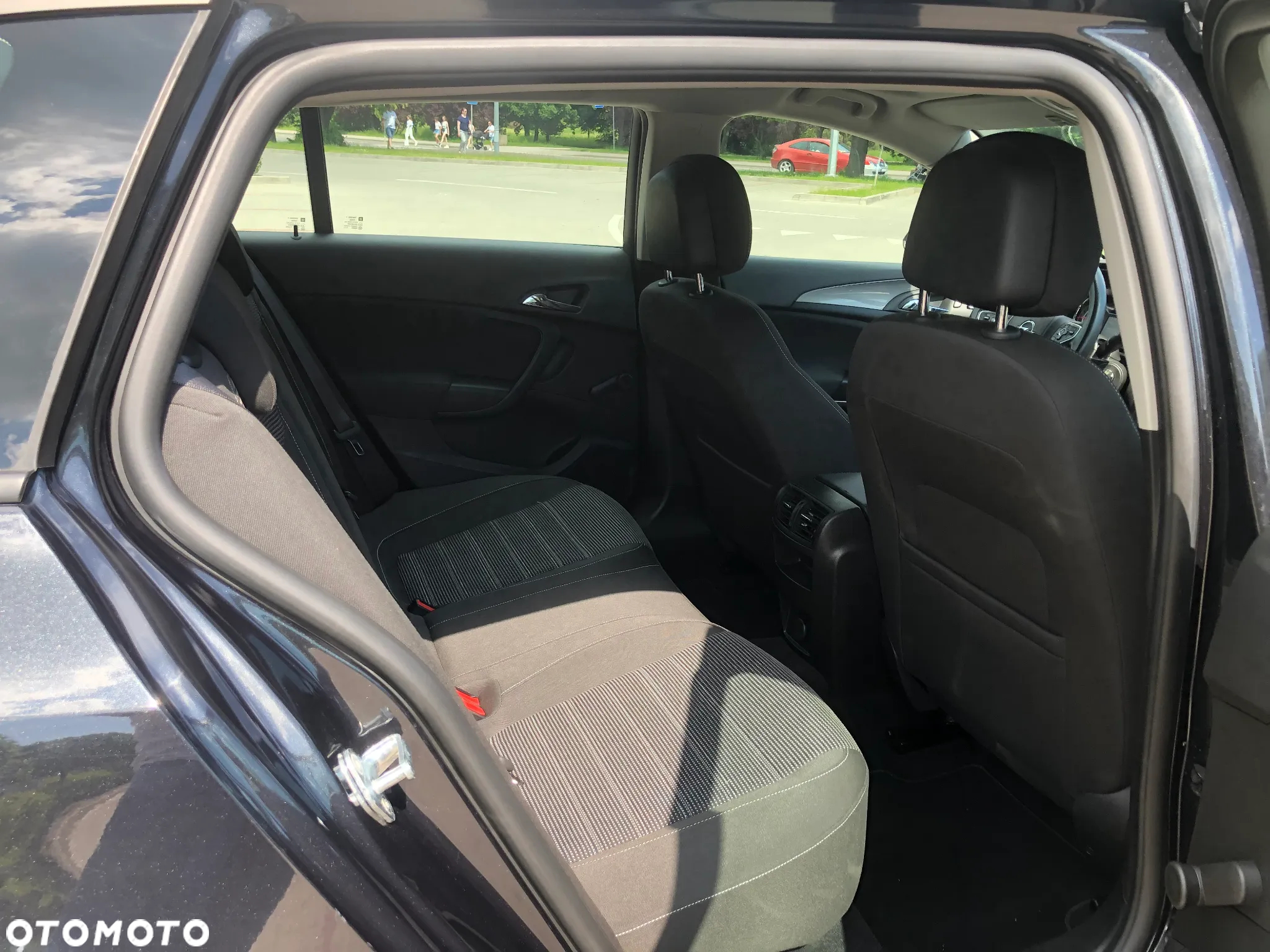 Opel Insignia 2.0 CDTI Cosmo ecoFLEX S&S - 32