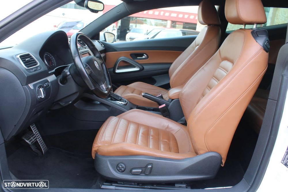 VW Scirocco 2.0 TFSi Sport DSG - 7