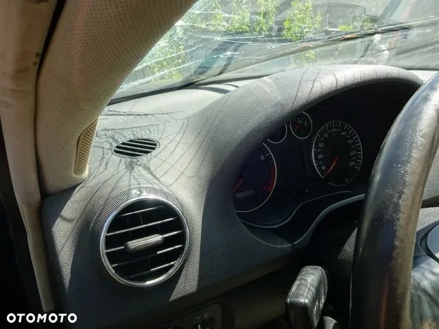 Deska Rozdzielcza Audi A3 8P przedlift - 3