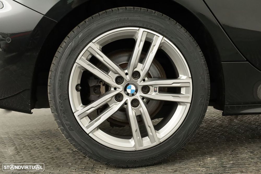 BMW 116 d Pack Desportivo M Auto - 5