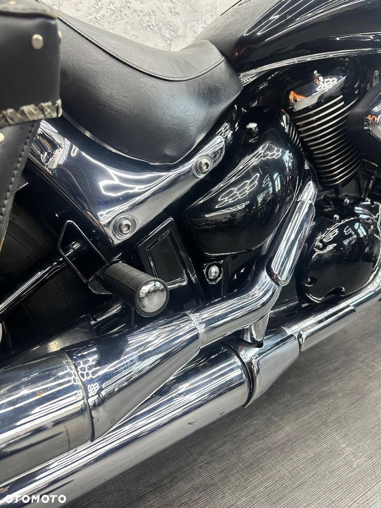 Suzuki Intruder - 9