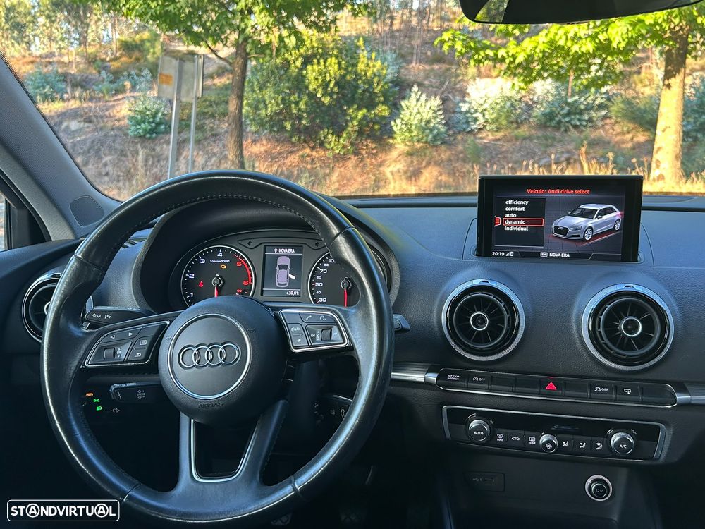 Audi A3 Sportback 1.6 TDI S-line - 11