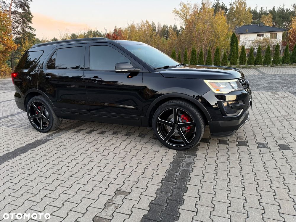 Ford Explorer - 5
