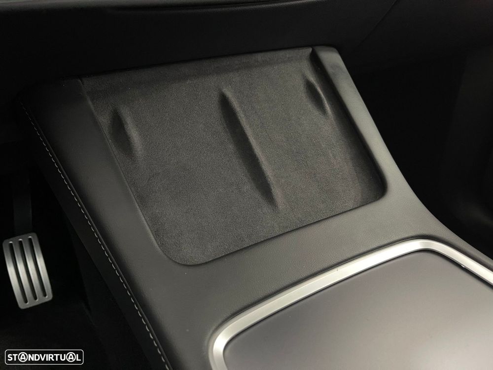 Tesla Model Y Performance Dual Motor AWD - 45