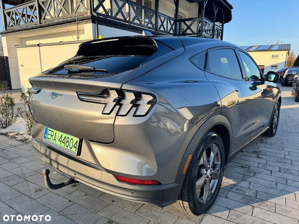 Ford Mustang Mach-E - 7