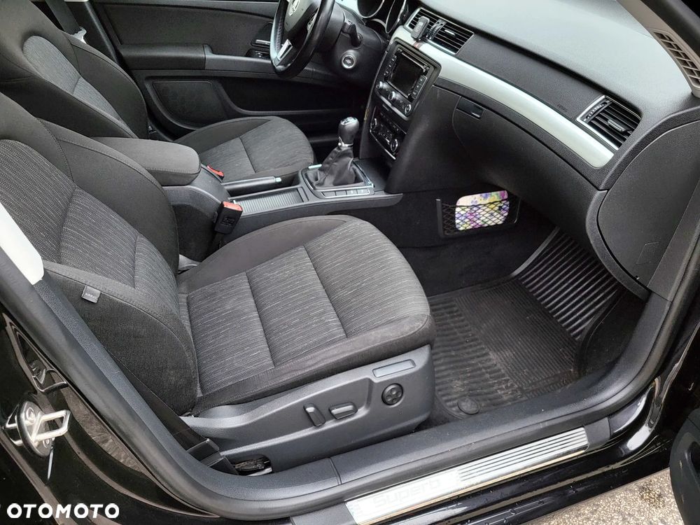 Skoda Superb 2.0 TDI Elegance - 18
