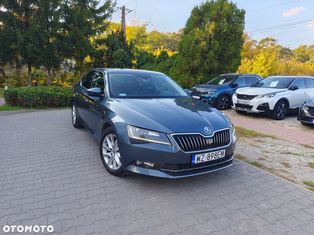 Skoda Superb 2.0 TDI Style DSG - 10