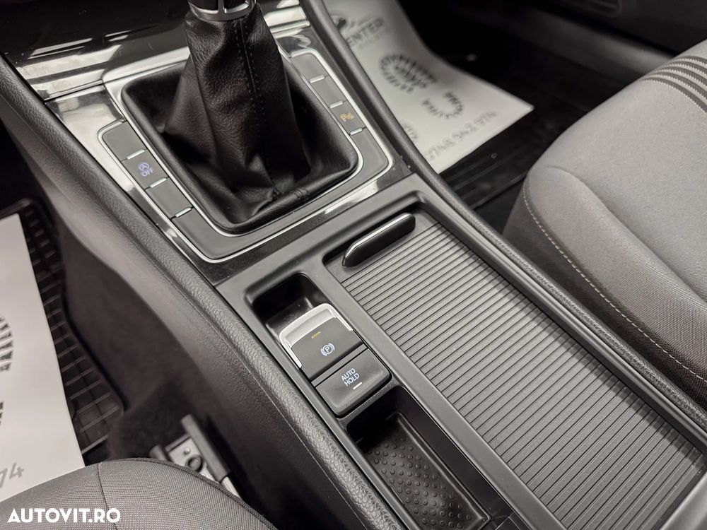 Volkswagen Golf 1.6 TDI BlueMotion Technology Allstar - 27