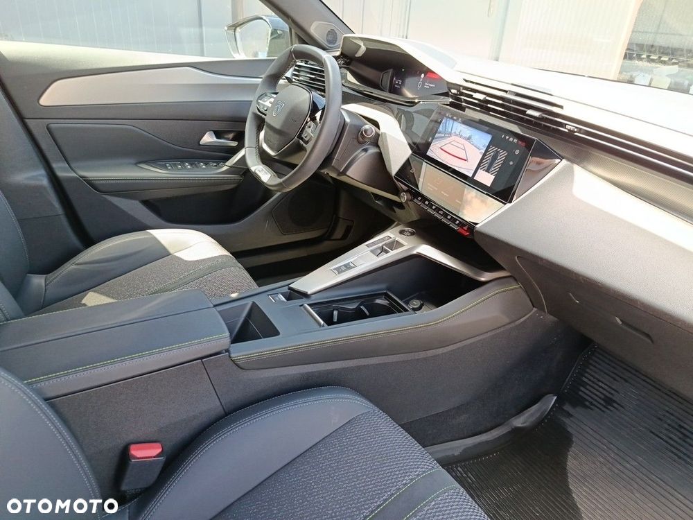 Peugeot 308 - 18