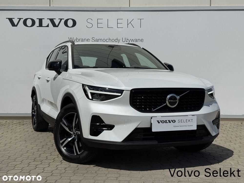 Volvo XC 40 B3 Plus Dark - 8