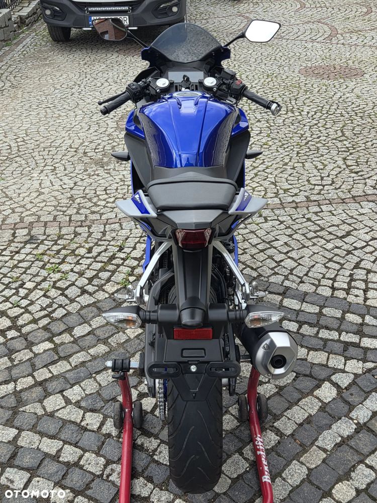 Yamaha YZF - 35
