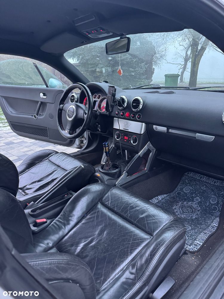 Audi TT Coupé 1.8T - 9